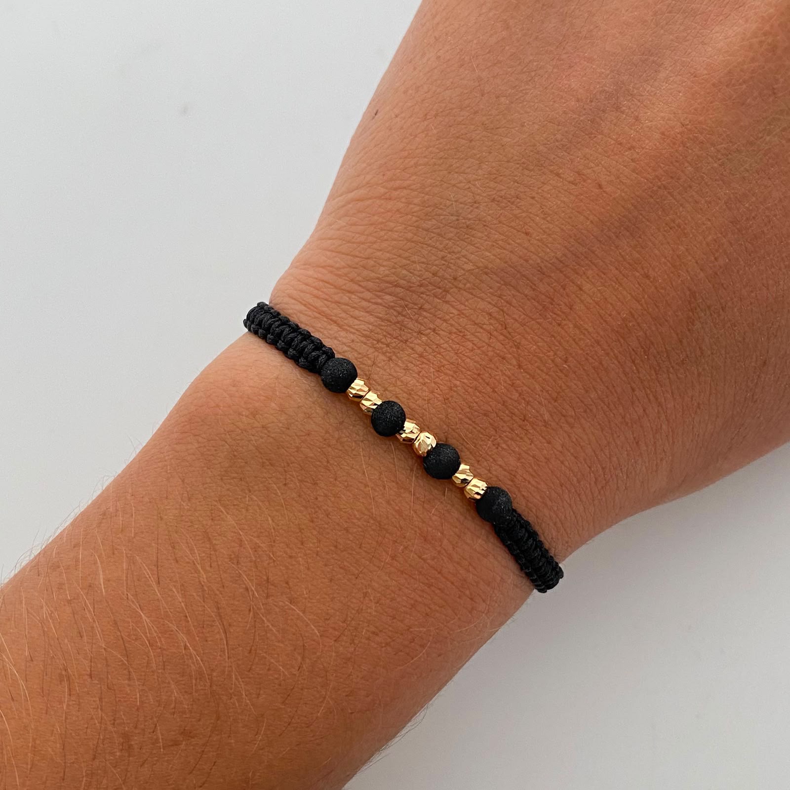 Pulsera tejida Bola Diamantada 3mm Hilo Negro Oro amarillo 18k 0,25 Gr