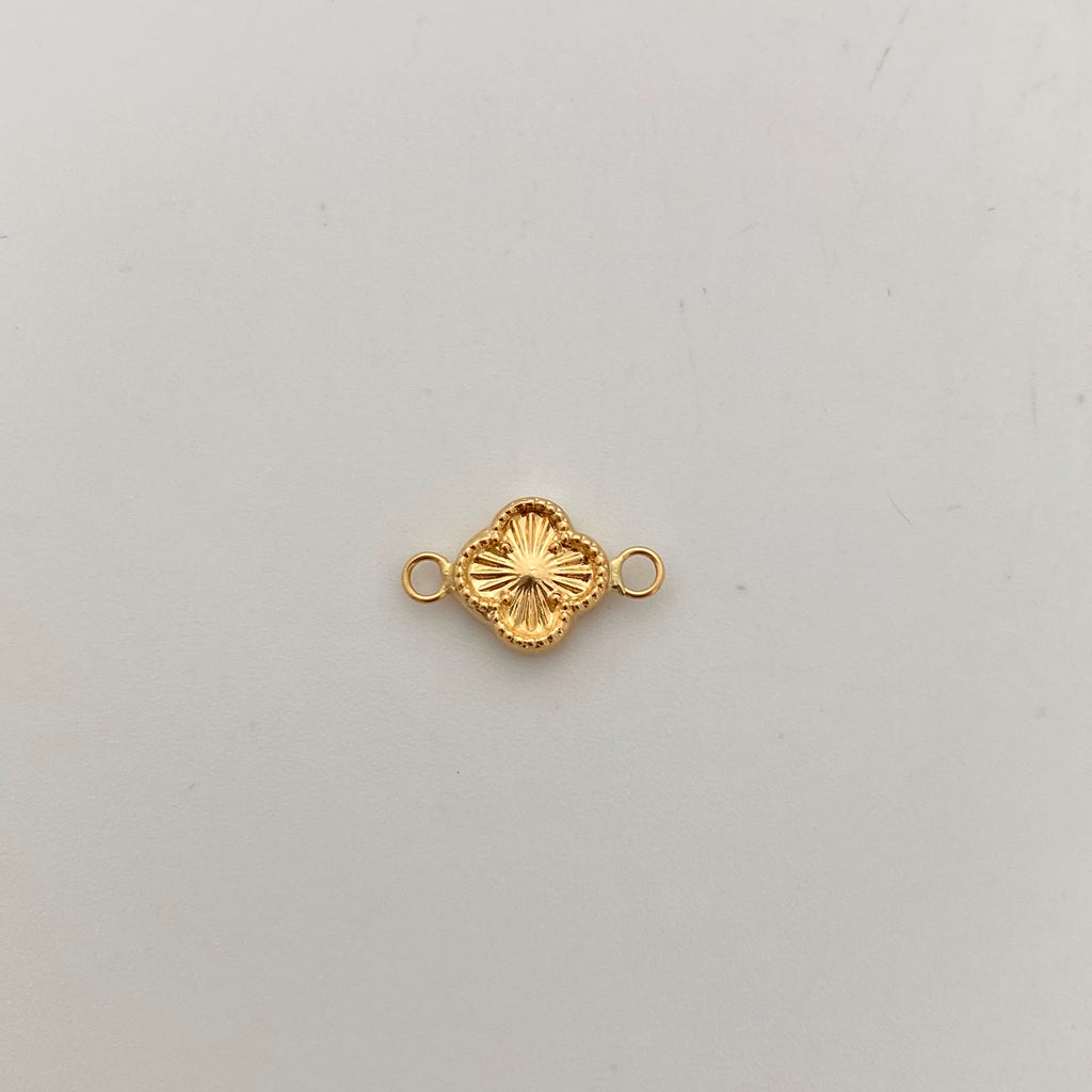 Herraje Trebol Diamantado Oro amarillo 18k 0,4 Gr / 1,5 Cm