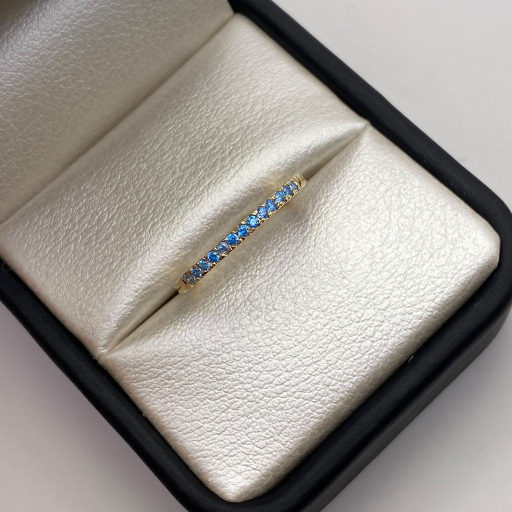 Anillo Churumbela Azul Oro amarillo 18k / Talla 8 / 1,42 Gr / 1,2 mm