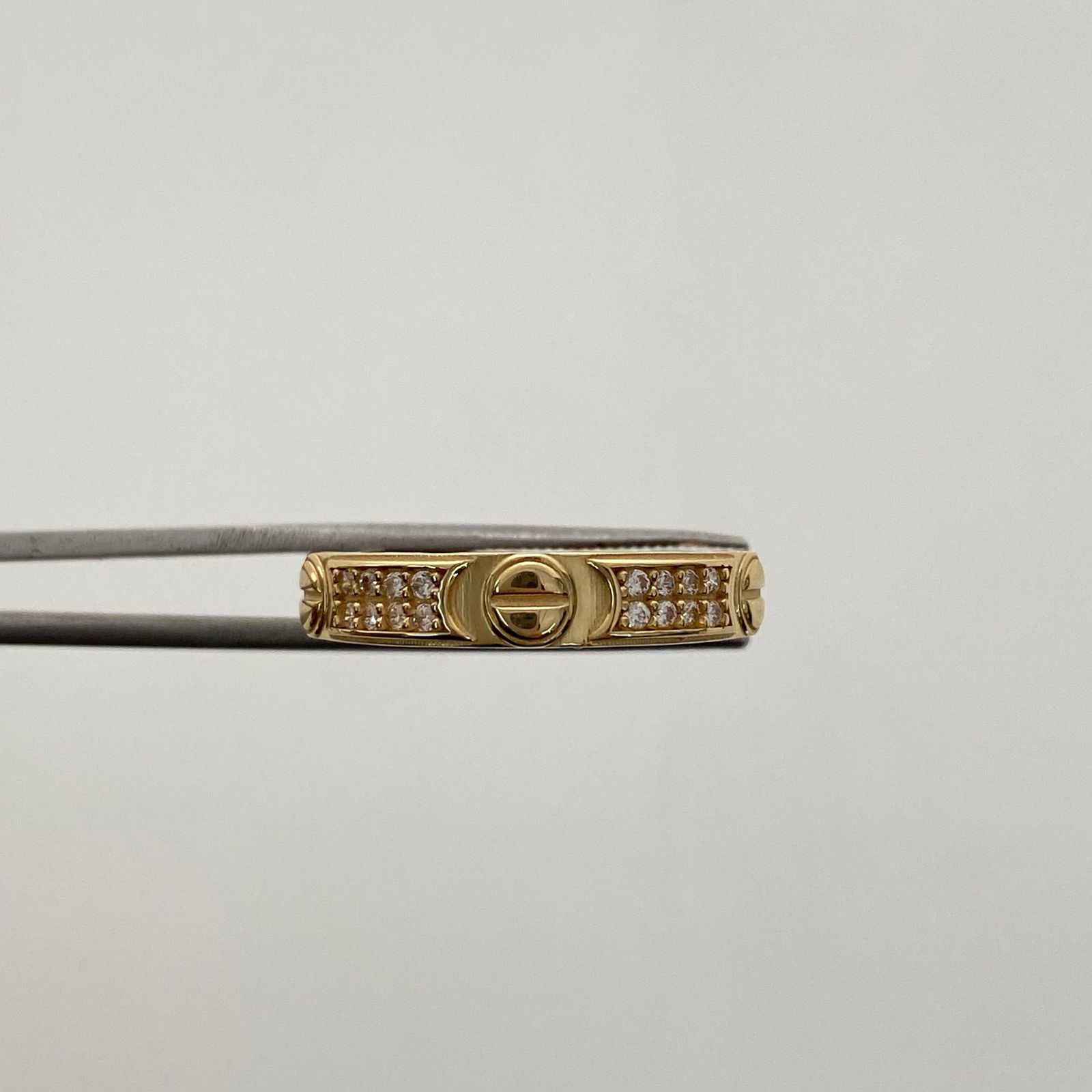 Anillo It circulos y circones blancos Oro amarillo 18k / Talla 7 1/4 / +3 / 2,65 Gr