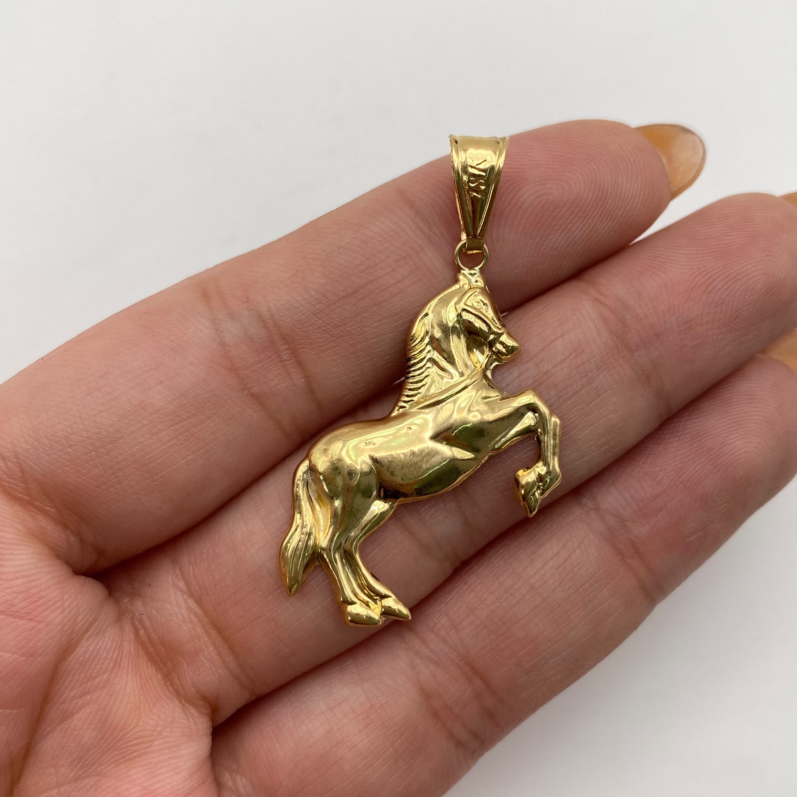 Dije caballo Oro amarillo 18k 1,9 Gr / 26,2 mm / 4,5 Cm