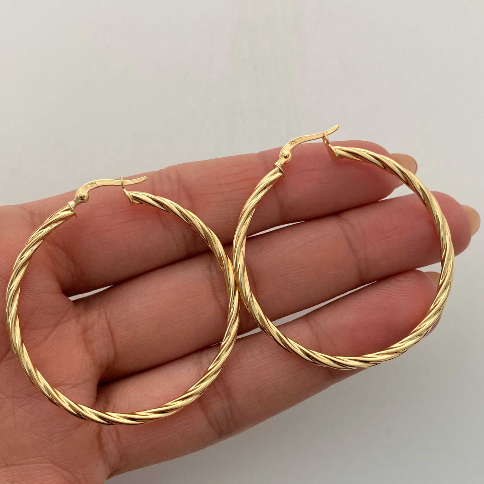 Candonga Entochada Oro amarillo 18k 3,25 Gr / 4,3 Cm