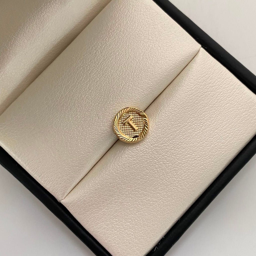 Herraje Letra T Diamantada Oro amarillo 18k 0,5 Gr / 1,1 Cm
