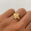 Anillo Cruz Cristo Oro amarillo 18k / Talla 6 / 3,1 Gr / 3,9 mm