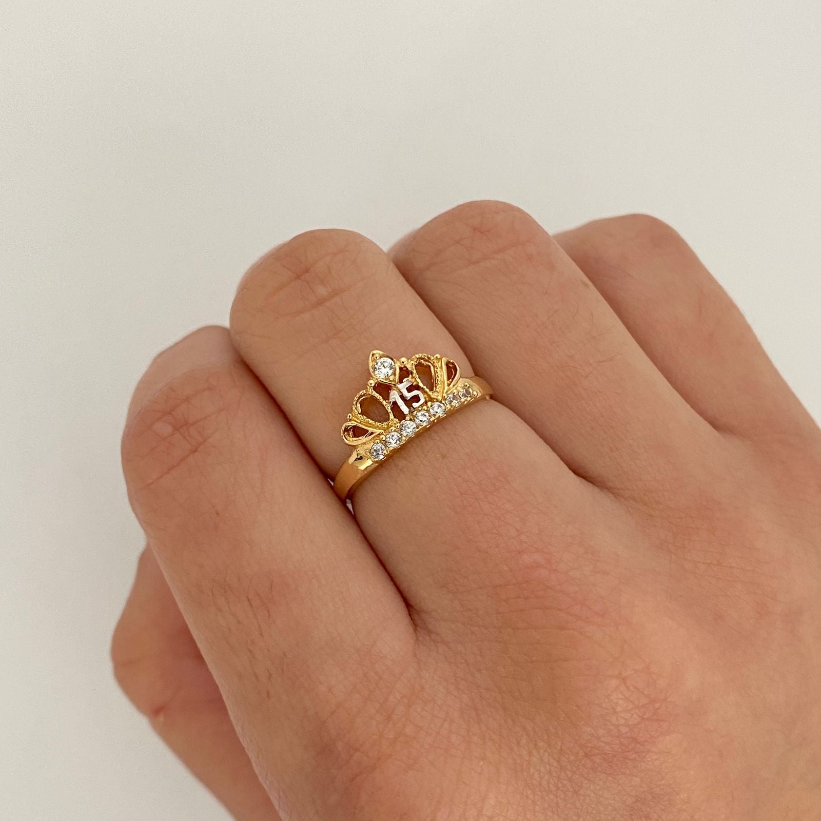 Anillo 15 tiara circones blancos Oro amarillo y Oro blanco 18k / Talla 6 1/2 / 2,05 Gr