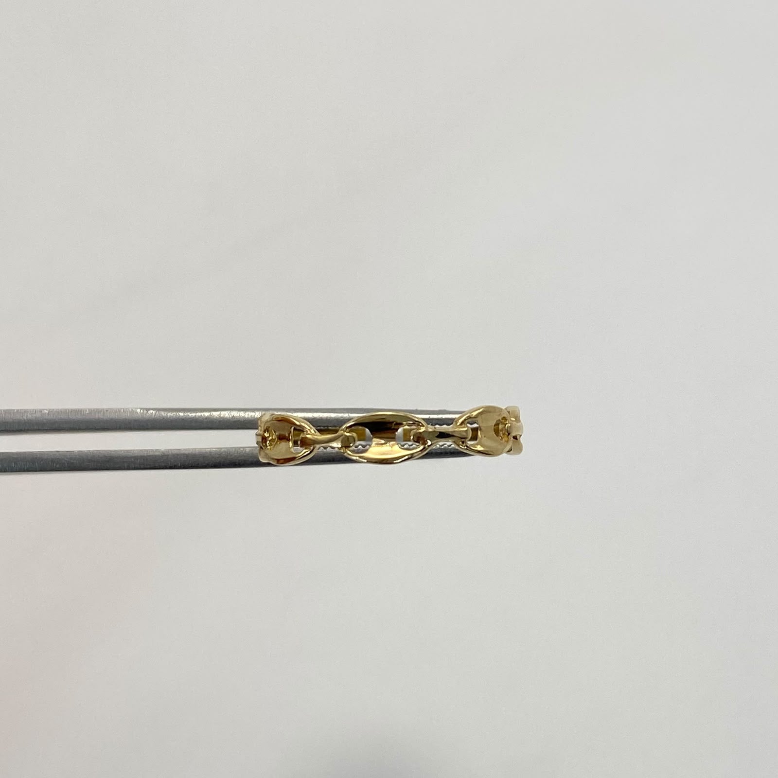 Anillo Gc Oro amarillo 18k / Talla 8 / 1,05 Gr / 1,2 mm