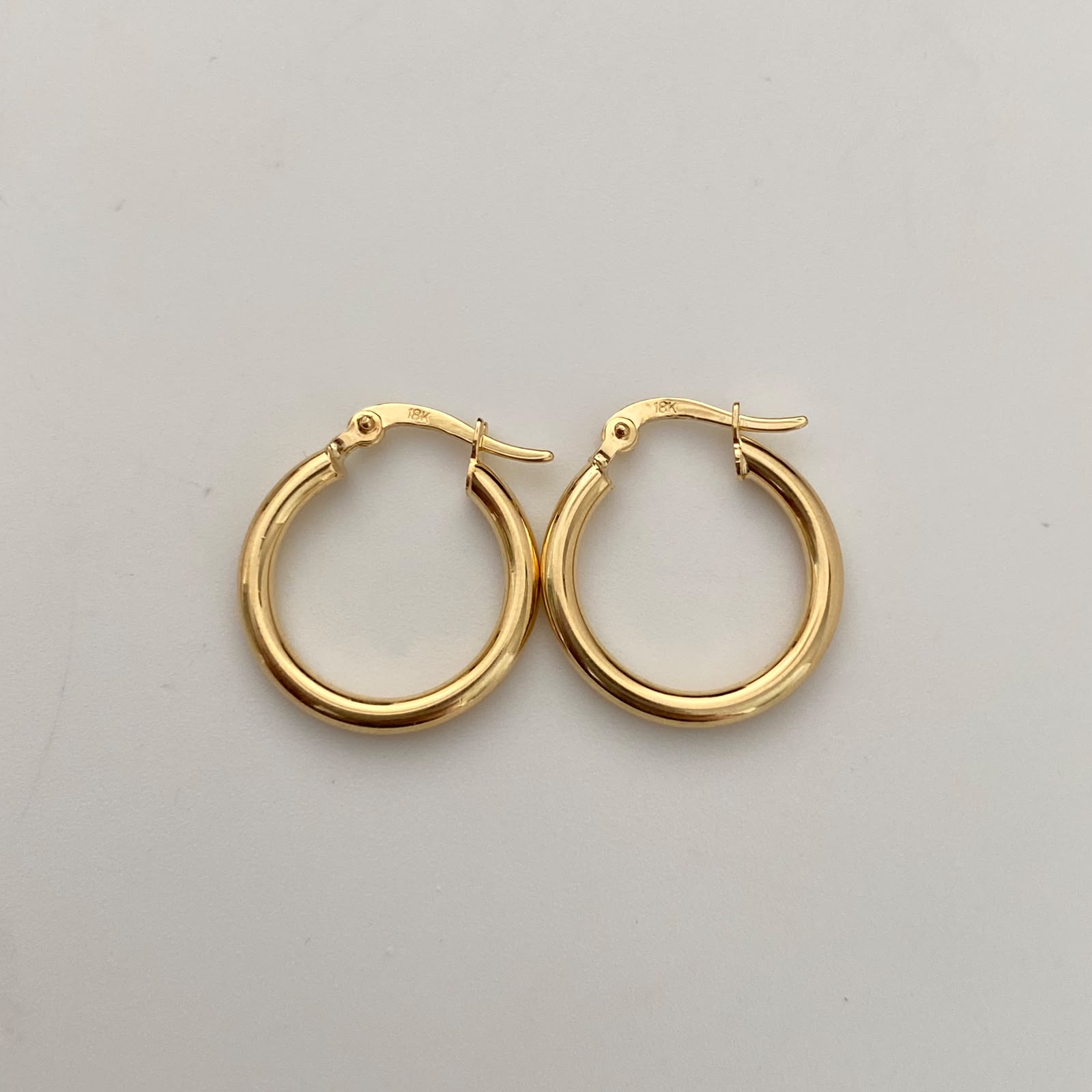 Candonga Lisa Oro amarillo 18k 1,6 Gr / 2 Cm