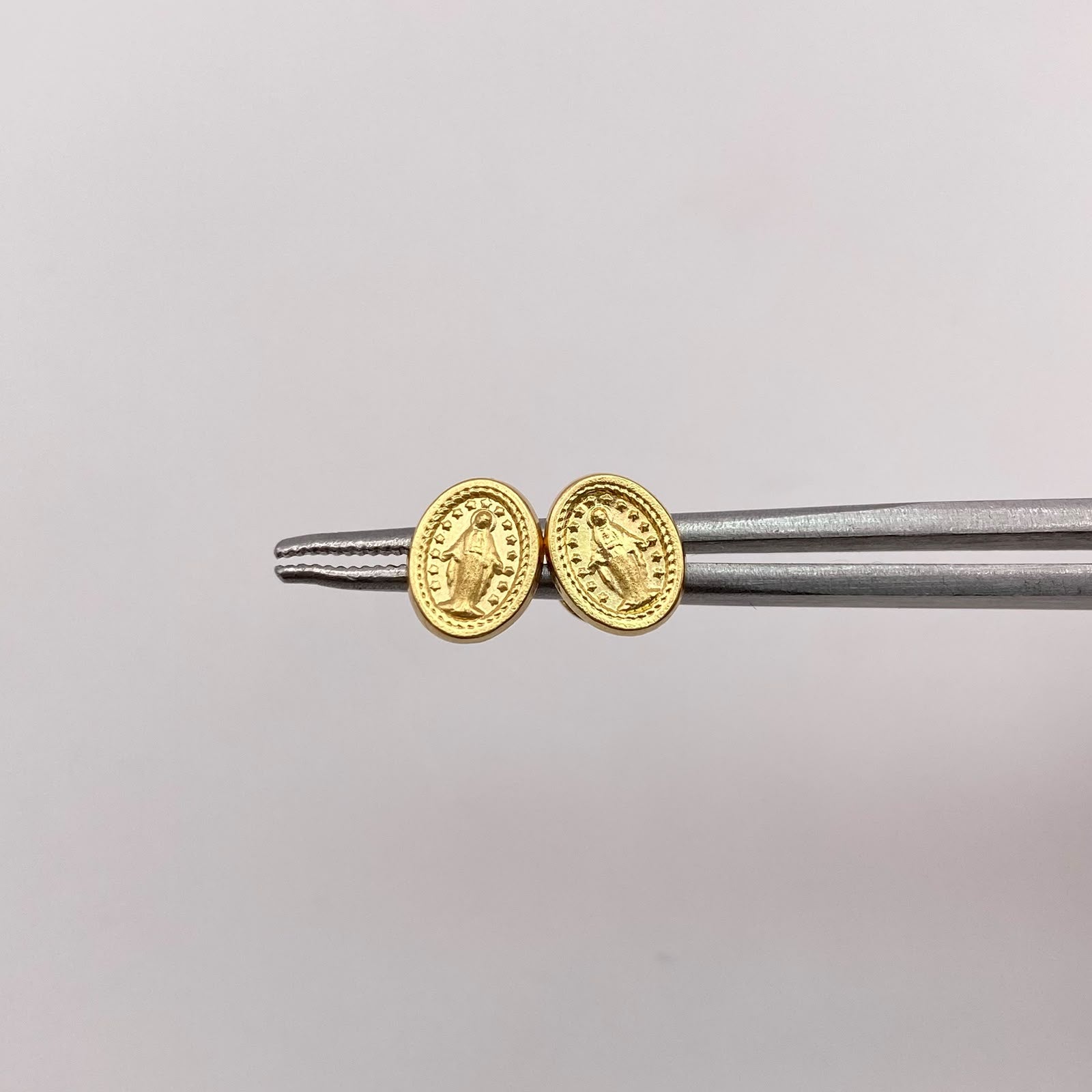 Topos virgen milagrosa Oro amarillo 18k 0,7 Gr / 6,58 mm