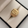 Anillo Troquel Ancla Oro amarillo 18k / Talla 11 / 3,9 Gr / 4,8 mm