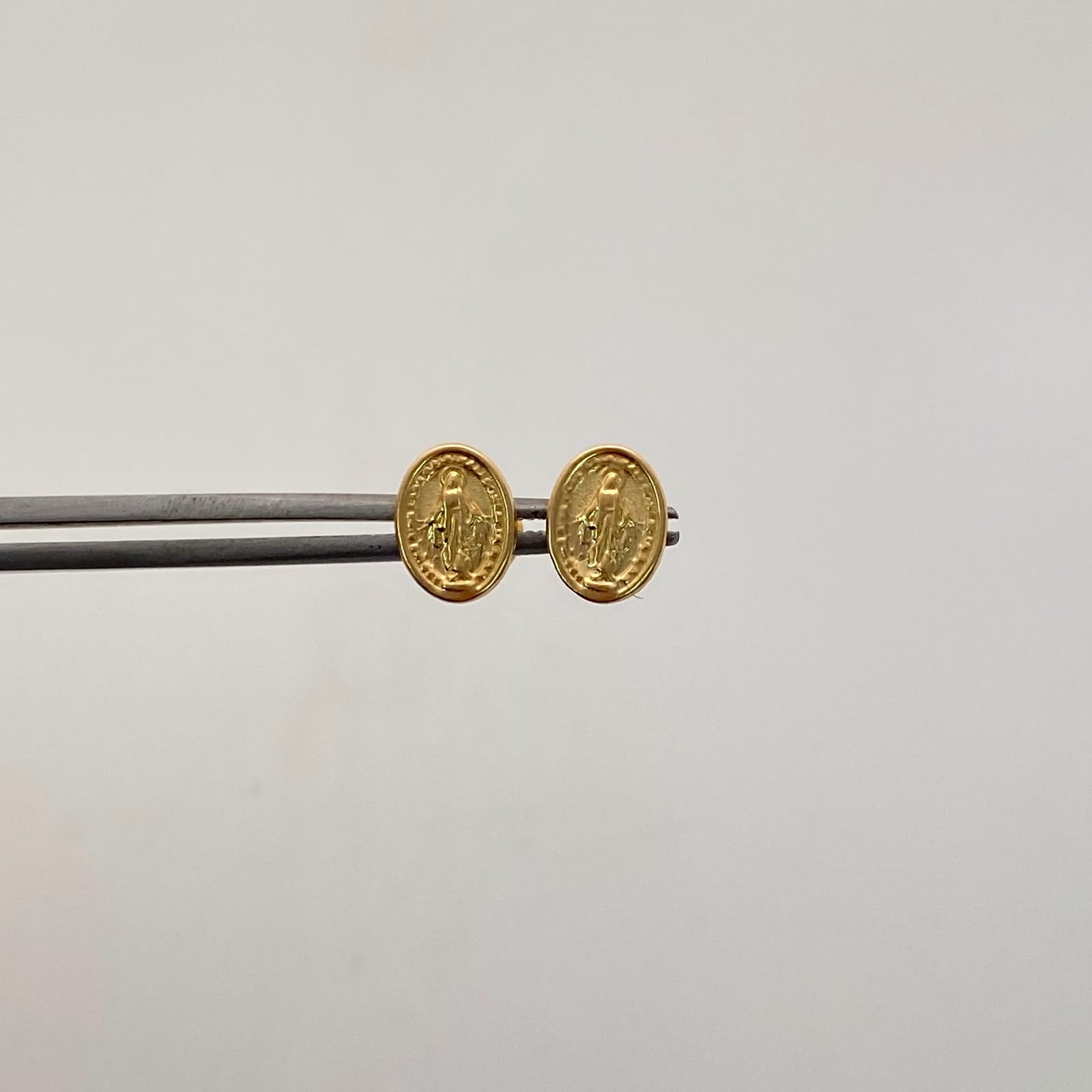 Topos Virgen Milagrosa Oro amarillo 18k 0,65 Gr / 6,2 mm