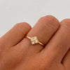 Anillo Trebol Blanco Oro amarillo 18k / Talla 6 / 1,1 Gr / 1,3 mm