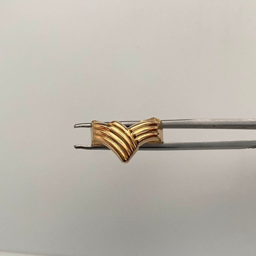 Anillo Troquel Pico Oro amarillo 18k / Talla 7 / 1,75 Gr / 4 mm