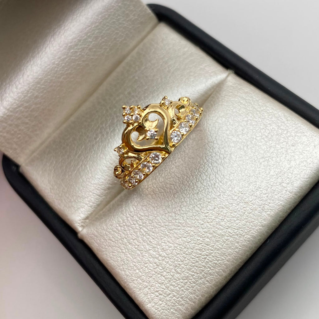 Anillo 15 Corona Casting blanco Oro amarillo 18k / Talla 6 1/2 / 2,95 Gr