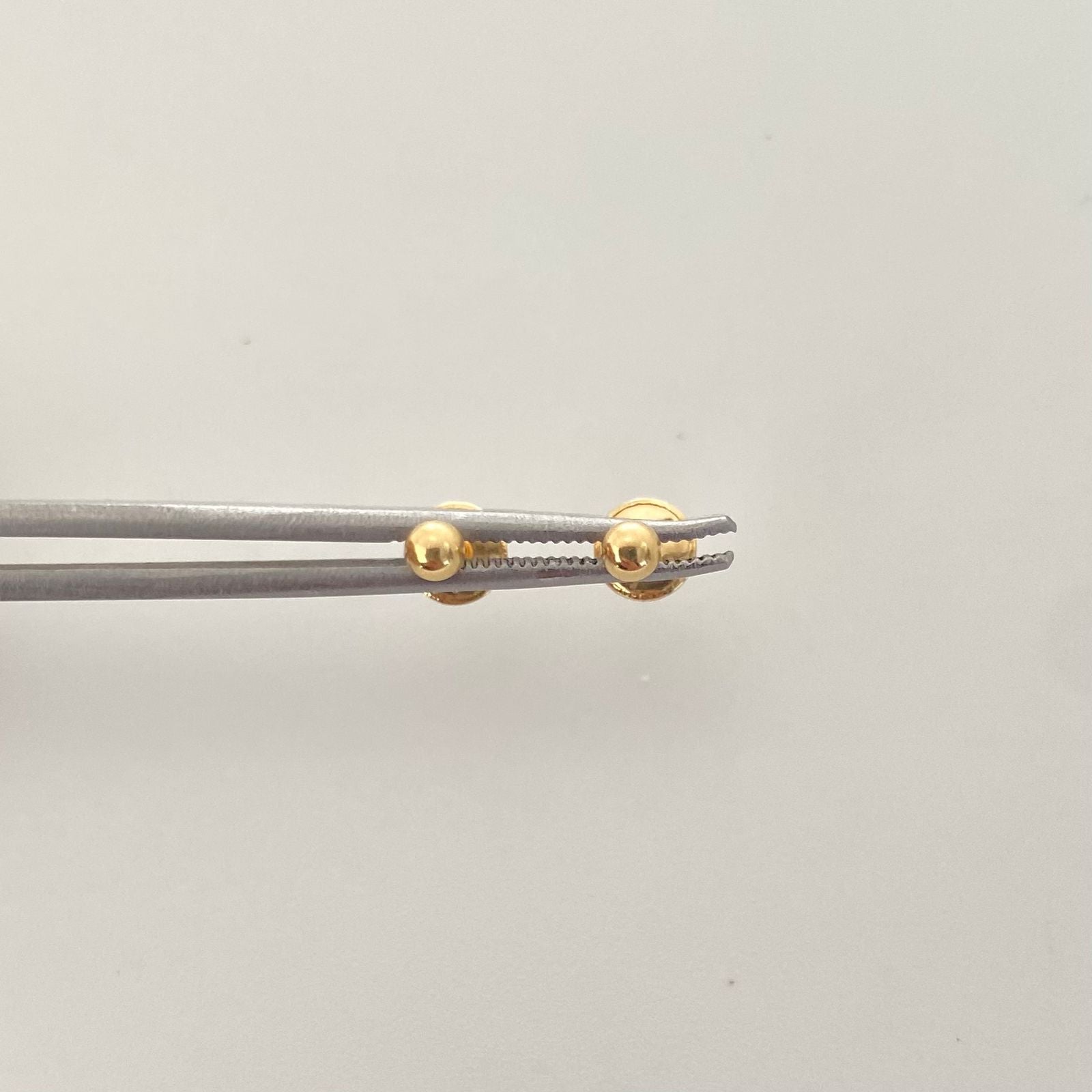 Topos bola lisa Oro amarillo 18k 0,45 Gr / 3,0 mm