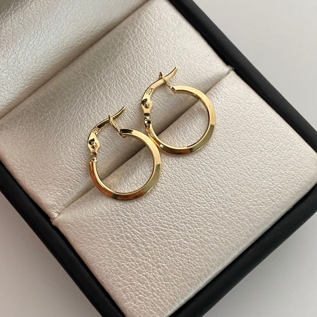 Candonga biselada lisa Oro amarillo 18k 0,80 Gr / 1,5 Cm