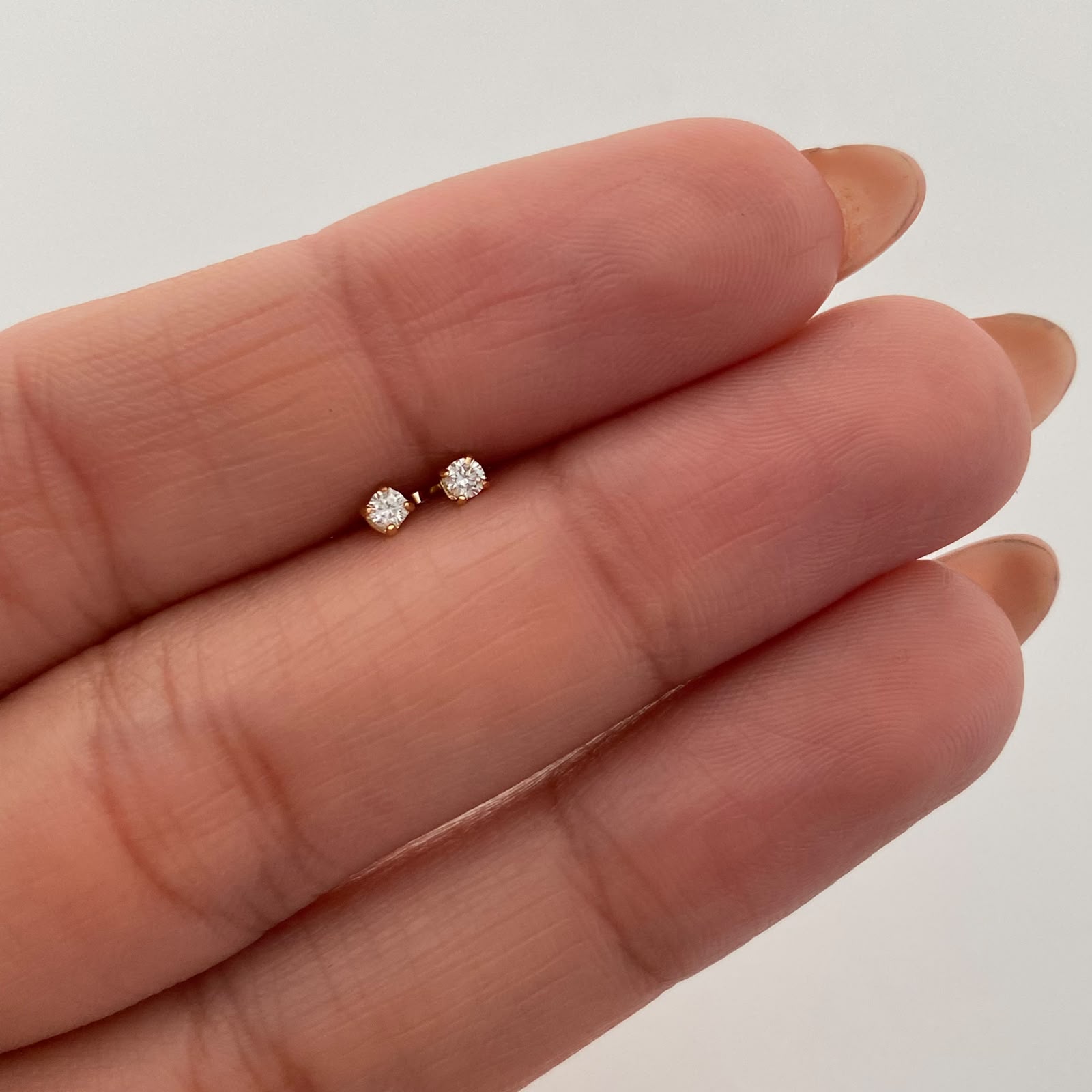 Topos Diamante Oro amarillo 18k 0,45 Gr / 2,3 mm