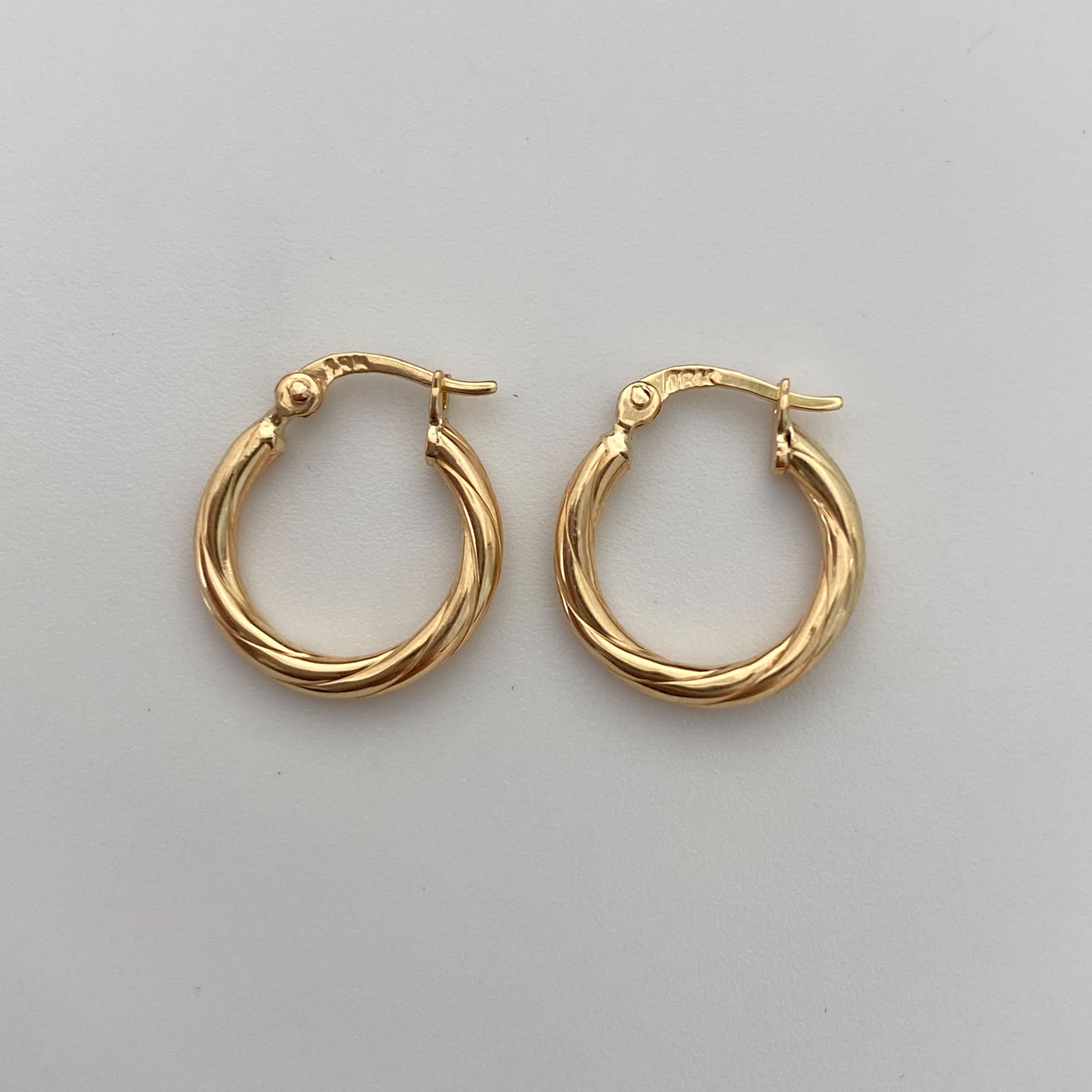 Candonga Entorchada Oro amarillo 18k 1 Gr / 1,5 Cm