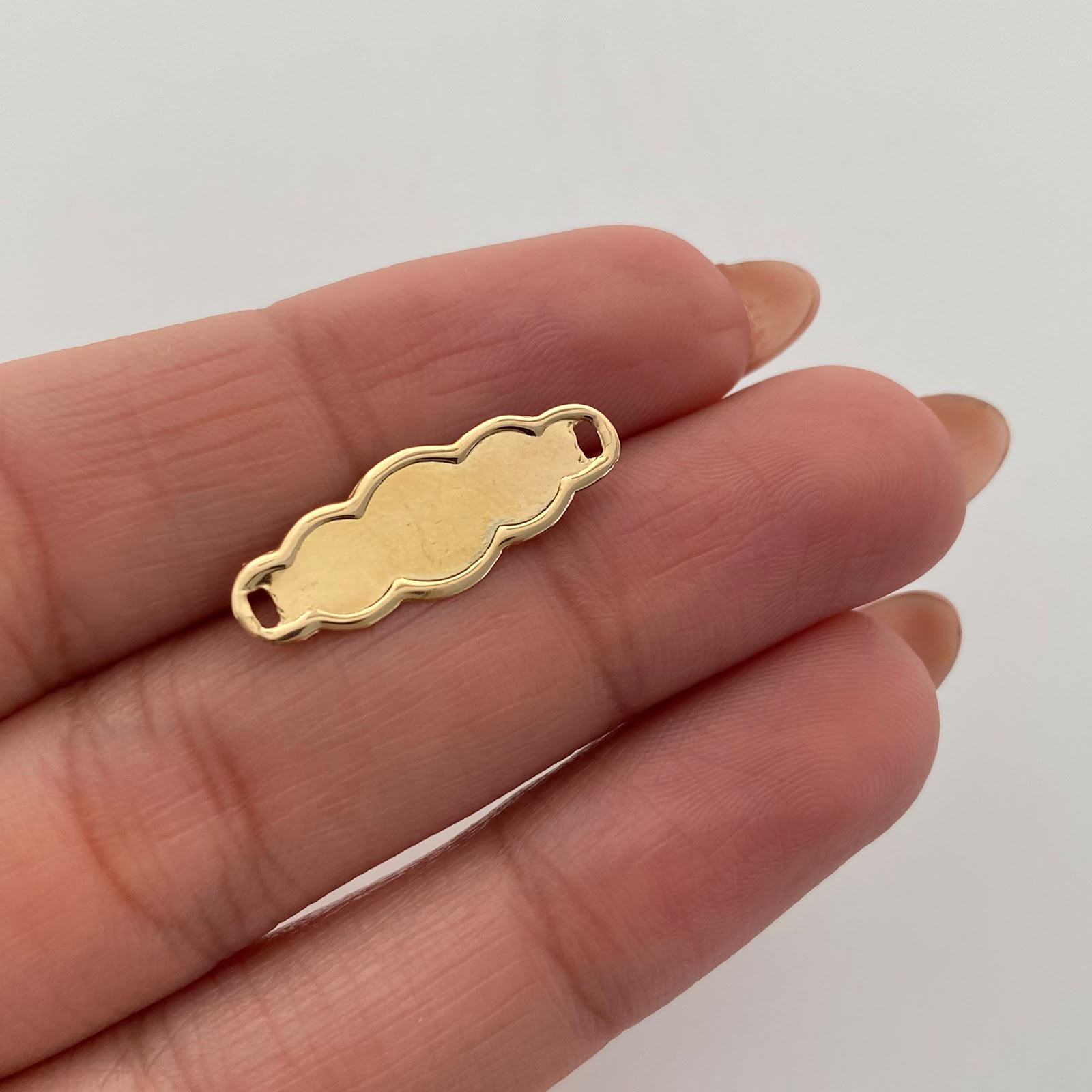 Herraje Placa Nube Oro amarillo 18k 0,45 Gr / 2,1 Cm