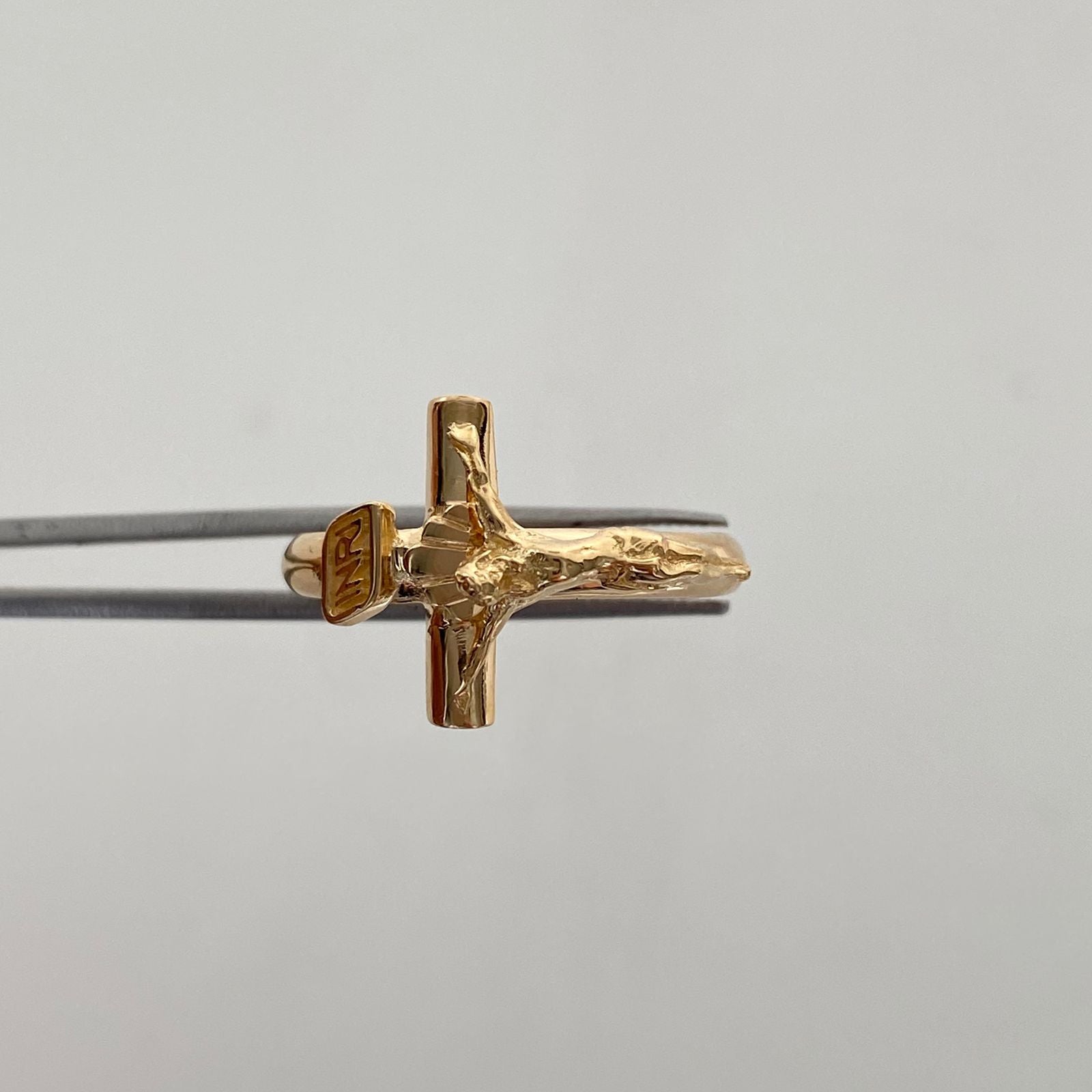 Anillo Cruz Oro amarillo 18k / Talla 9 1/2 / 4,35 Gr / 3 mm