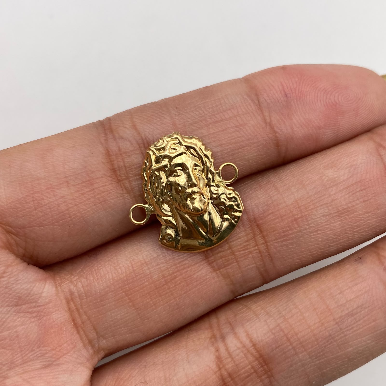 Herraje rostro jesus Oro amarillo 18k 1 Gr / 2 Cm