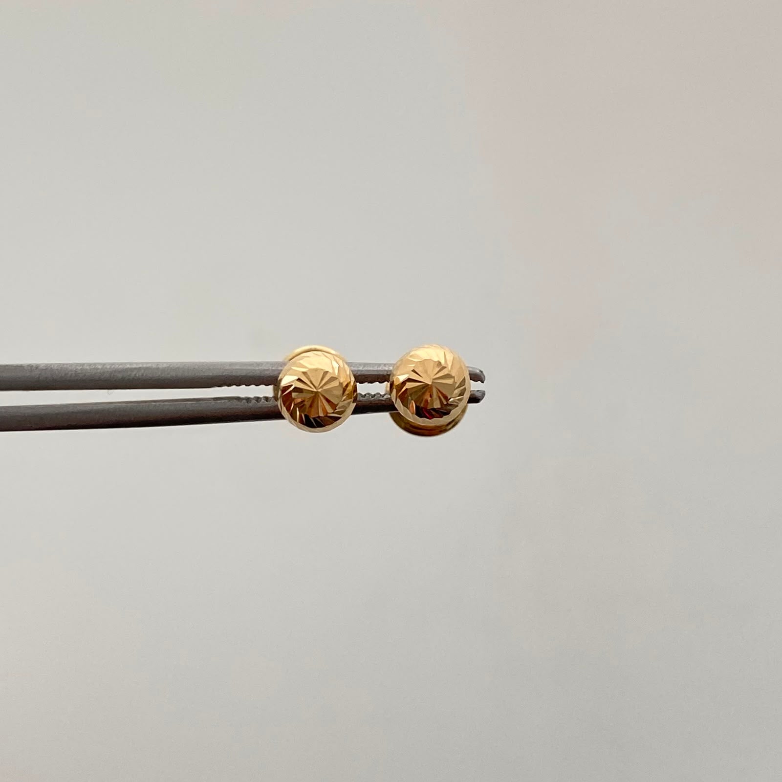 Topos Bola Diamantada 5mm Oro amarillo 18k 0,6 Gr