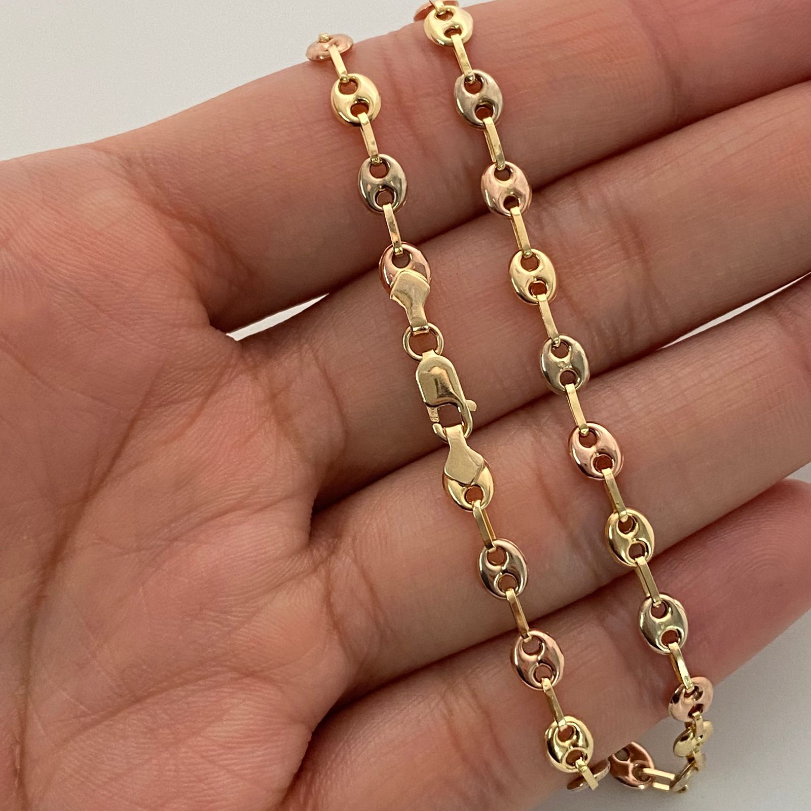 Cadena Gc Liso Tres oros 18k 6,85 Gr / 4,3 mm / 50 Cm Broche 0,40