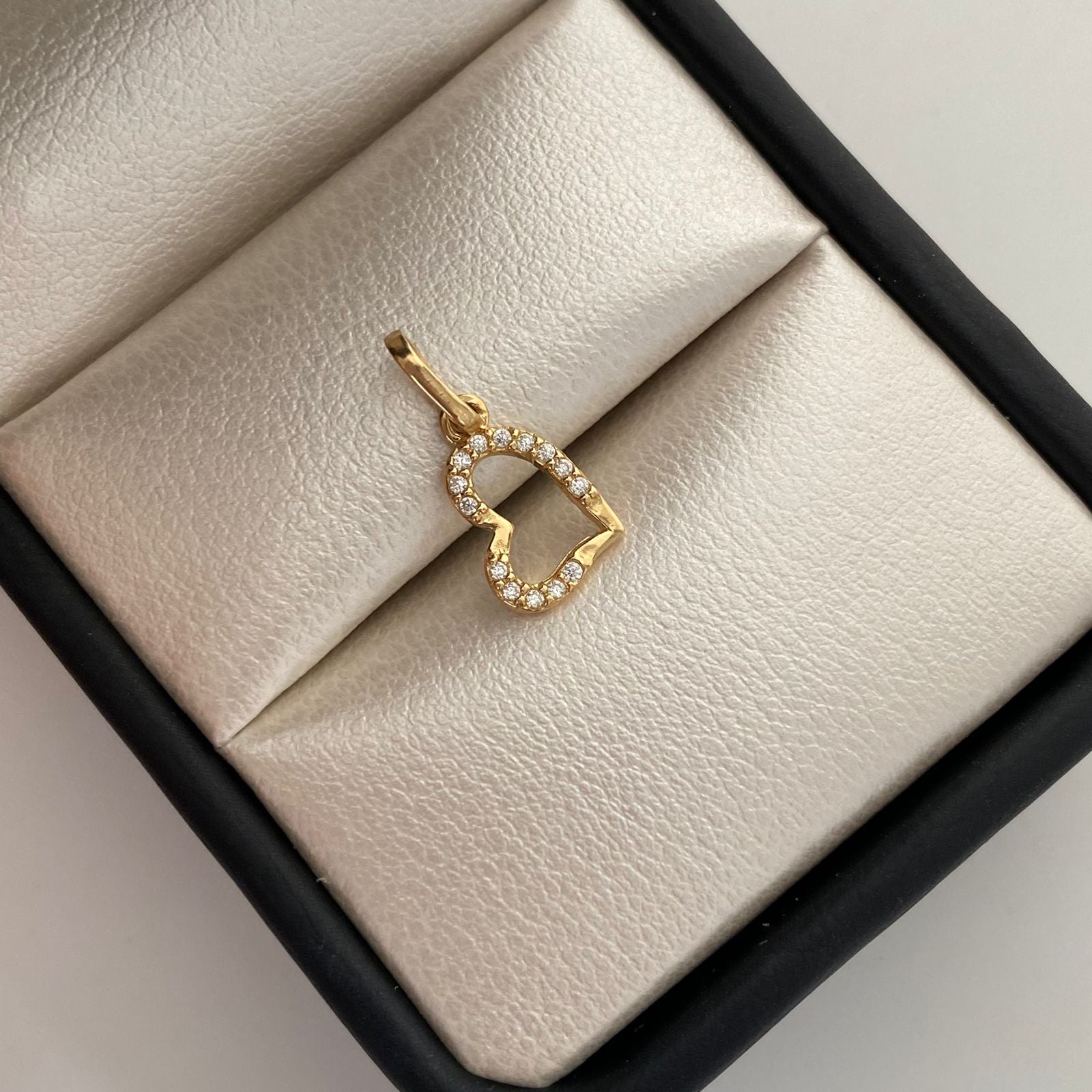 Dije Corazon Casting Delgado Oro amarillo 18k 0,65 Gr / 7,8 mm / 1,3 Cm
