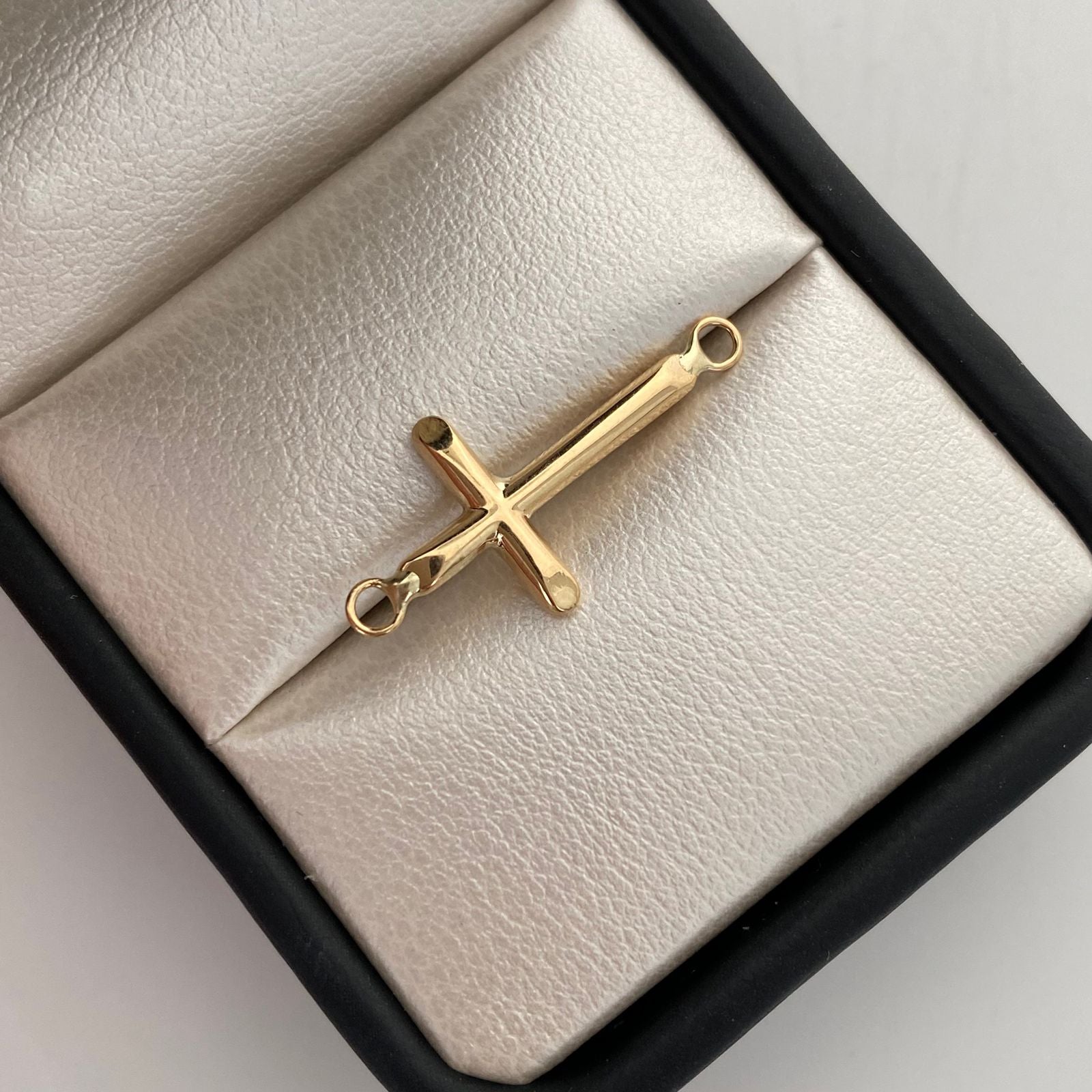 Herraje Cruz Tubular Oro amarillo 18k 0,55 Gr / 13,1 Cm