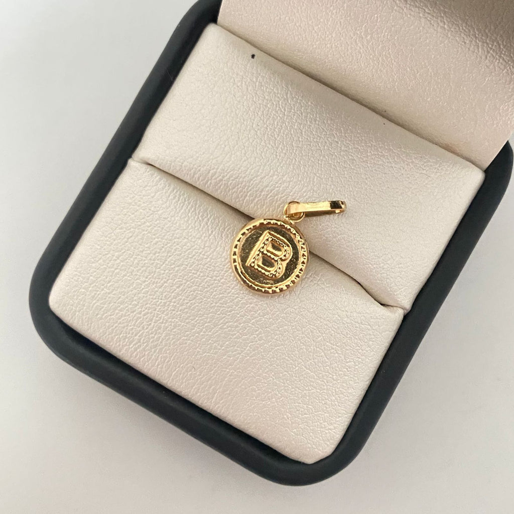 Dije letra B Oro amarillo 18k 0,70 Gr / 2,0 Cm