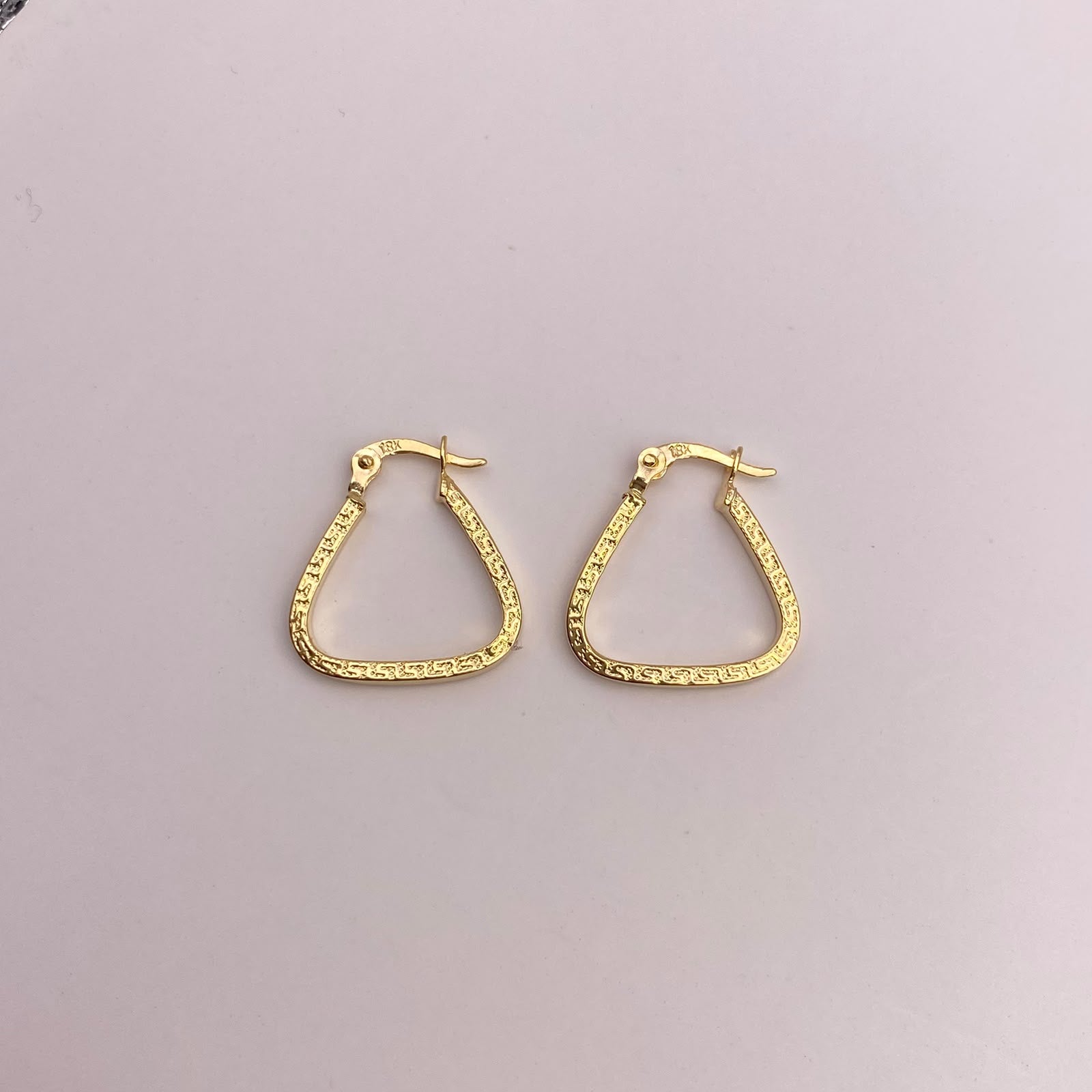 Candonga vs Oro amarillo 18k 1,22 Gr / 1,8 Cm