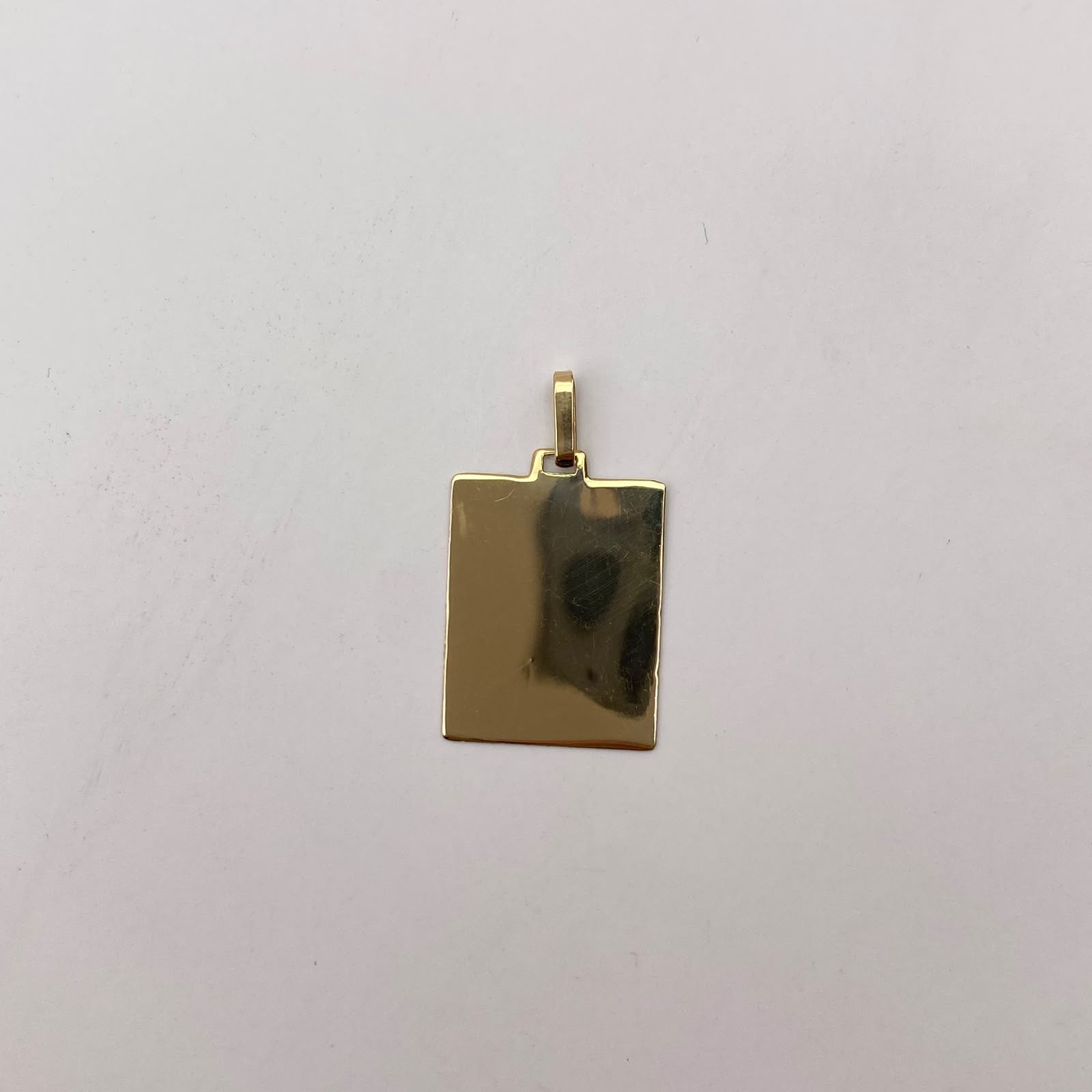 Dije placa lisa Oro amarillo 18k 1,55 Gr / 15,9 mm / 3 Cm