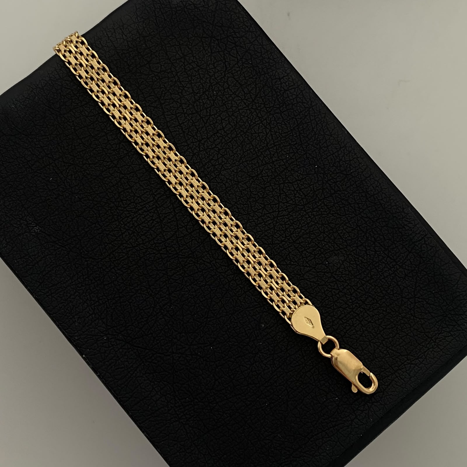 Pulso It China Oro amarillo 18k +1 / 8,55 Gr / 6,2 mm / 20 Cm