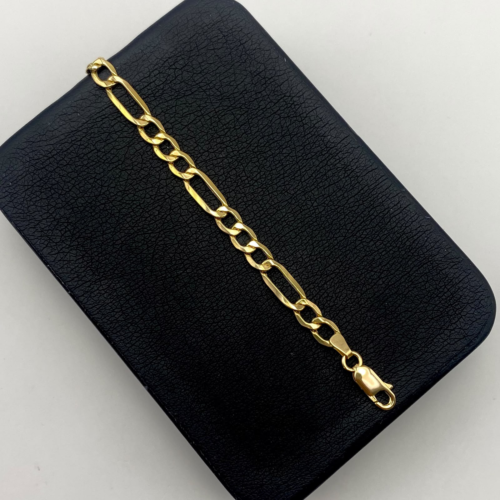 Pulso It 3x1 Oro amarillo 18k 4,08 Gr / 5,3 mm / 19,4 Cm