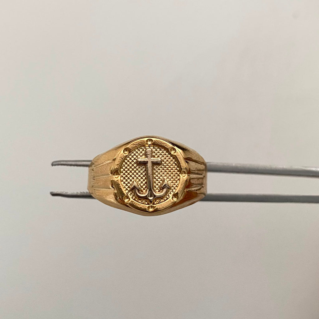 Anillo Ancla Oro amarillo y Oro blanco 18k / Talla 11 1/4 / 3,05 Gr / 4,3 mm