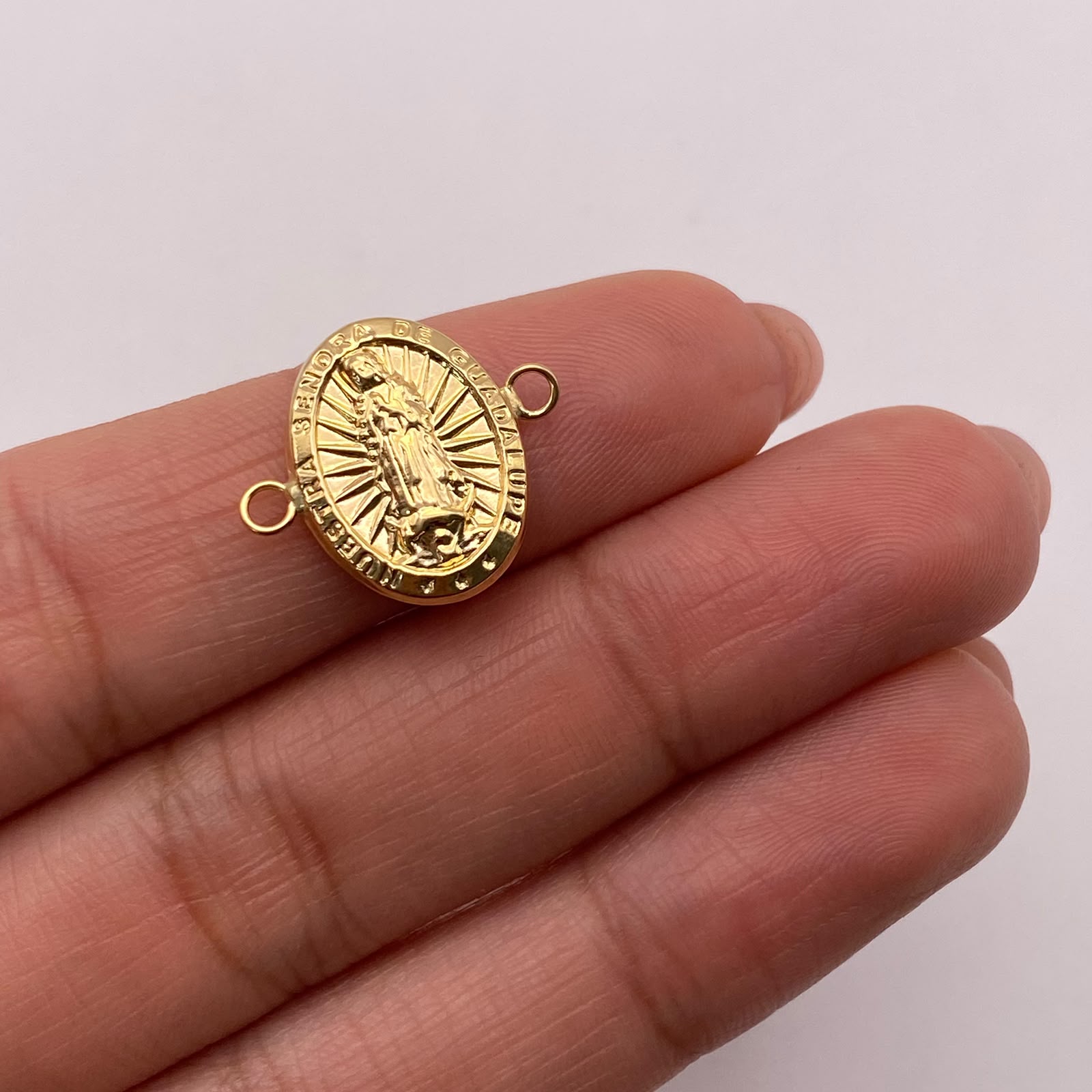 Herraje virgen guadalupe Oro amarillo 18k 0,97 Gr / 1,8 Cm