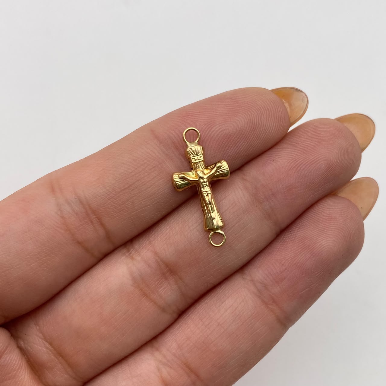 Herraje cruz cristo Oro amarillo 18k 0,45 Gr / 2,5 Cm