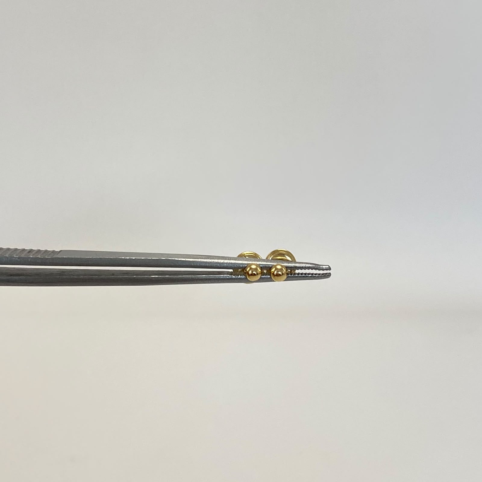 Topos media bola lisa 3mm Oro amarillo 18k 0,35 Gr