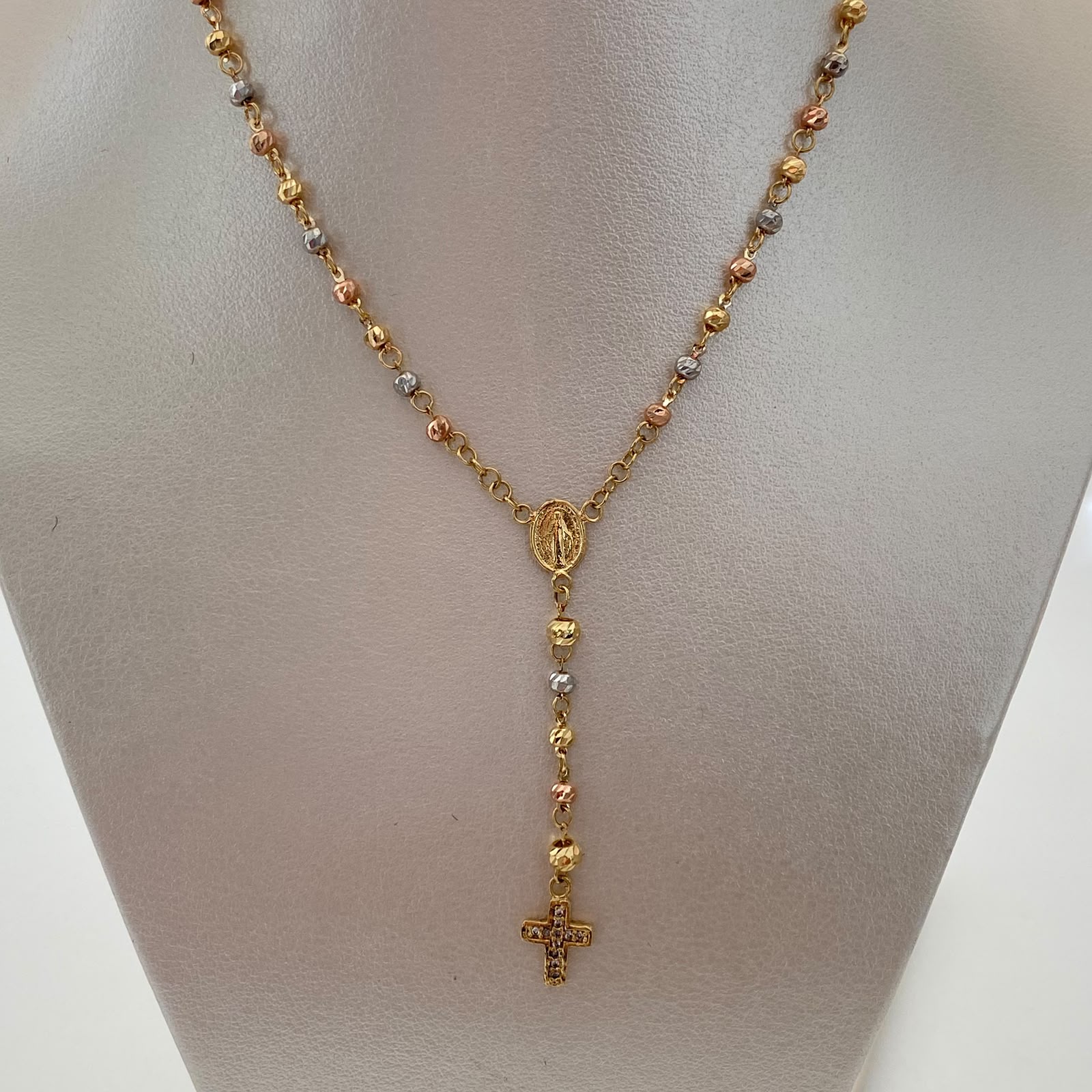 Rosario Bola Diamantada 3mm Tres oros 18k 6,90 Gr / 2,9 mm / 47 Cm Broche 0,30