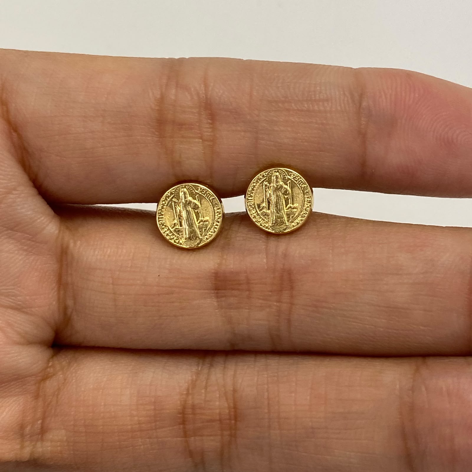 Topos san benito Oro amarillo 18k 0,8 Gr / 8,0 mm