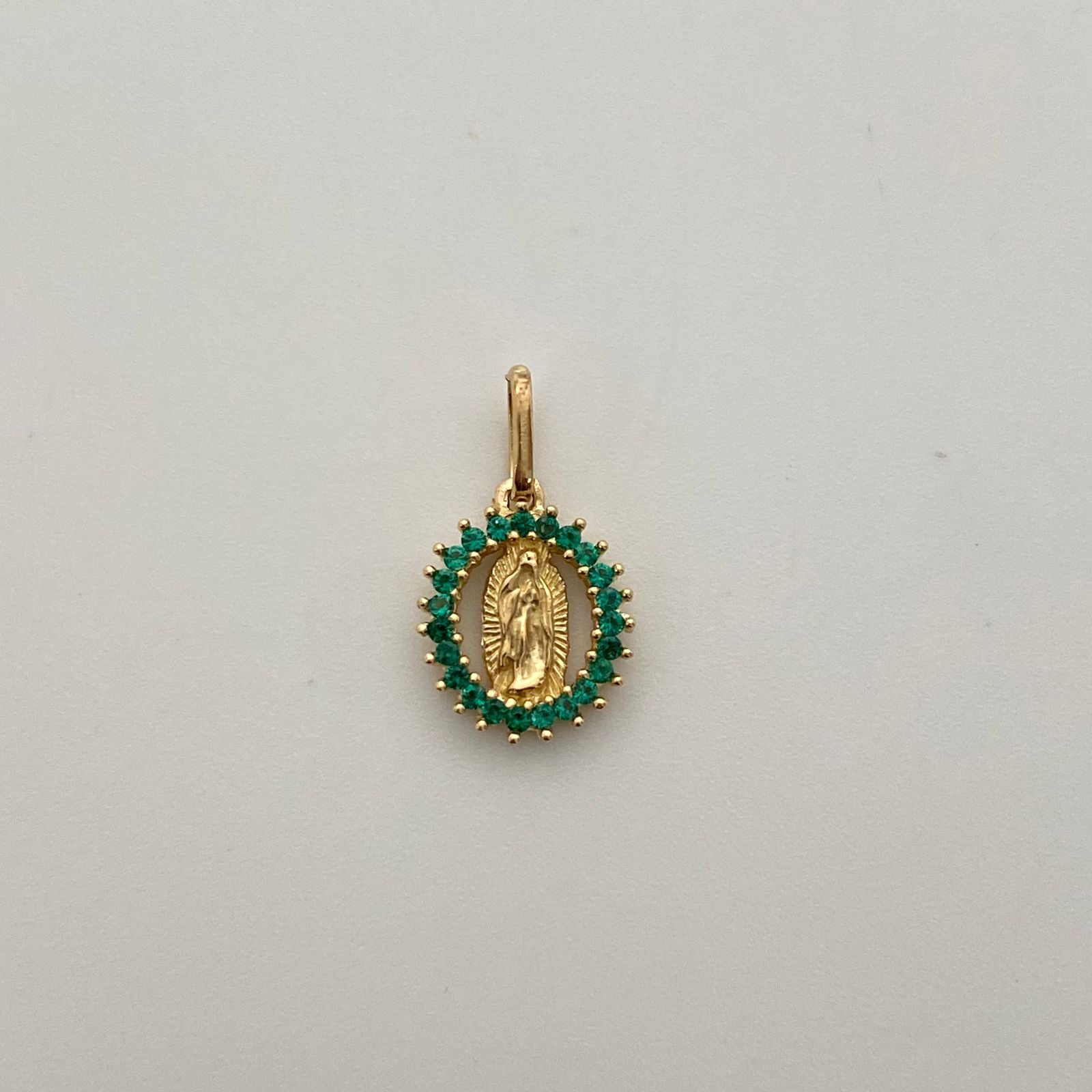 Dije Virgen de Guadalupe Casting Verde Oro amarillo 18k 1,25 Gr / 10,8 mm / 1,8 Cm