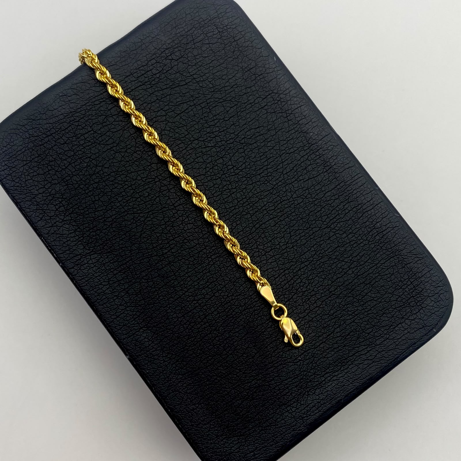 Pulso It Lazo Oro amarillo 18k +1 / 2,63 Gr / 3,1 mm / 19 Cm