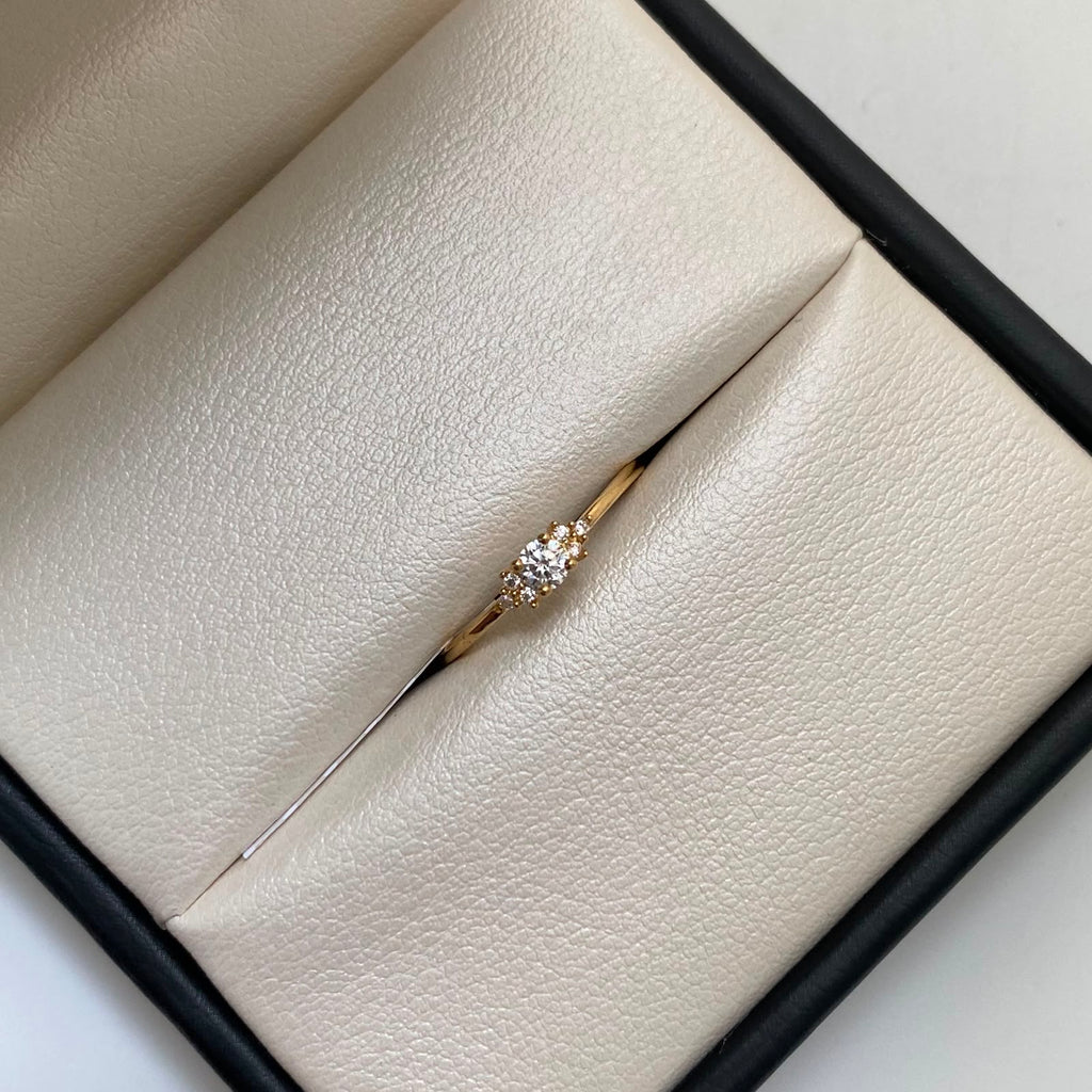 Anillo Solitario Oro amarillo 18k / Talla 6 / 1 Gr / 1,3 mm