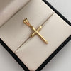 Dije Cristo Tubular Oro amarillo 18k 0,9 Gr / 16,1 mm / 3,5 Cm