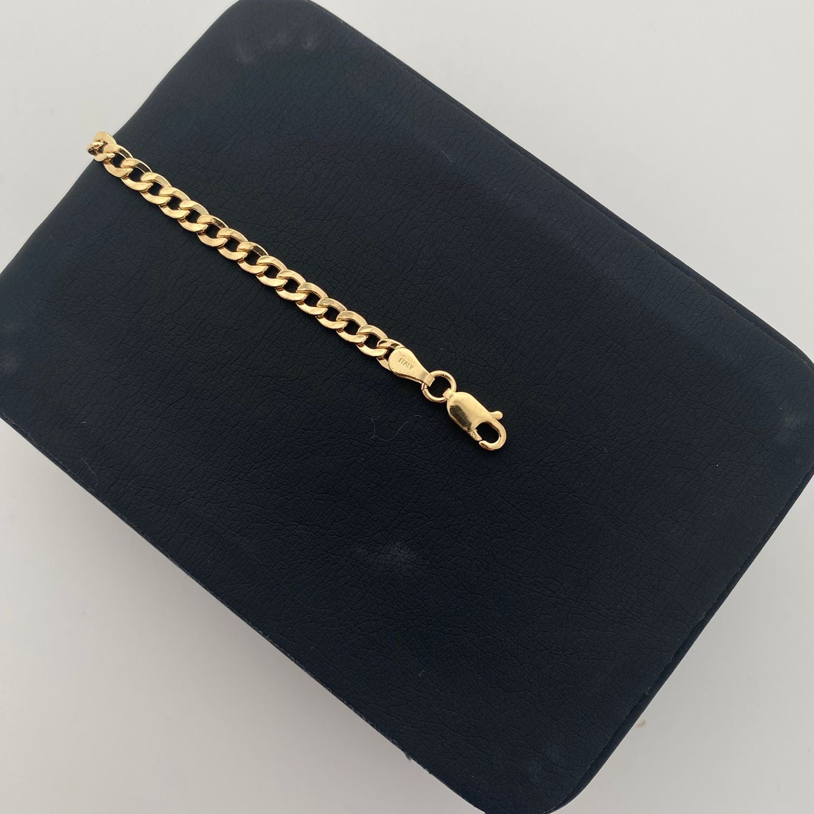 Pulso It cubano Oro amarillo 18k +1 / 3,9 Gr / 3,9 mm / 18 Cm