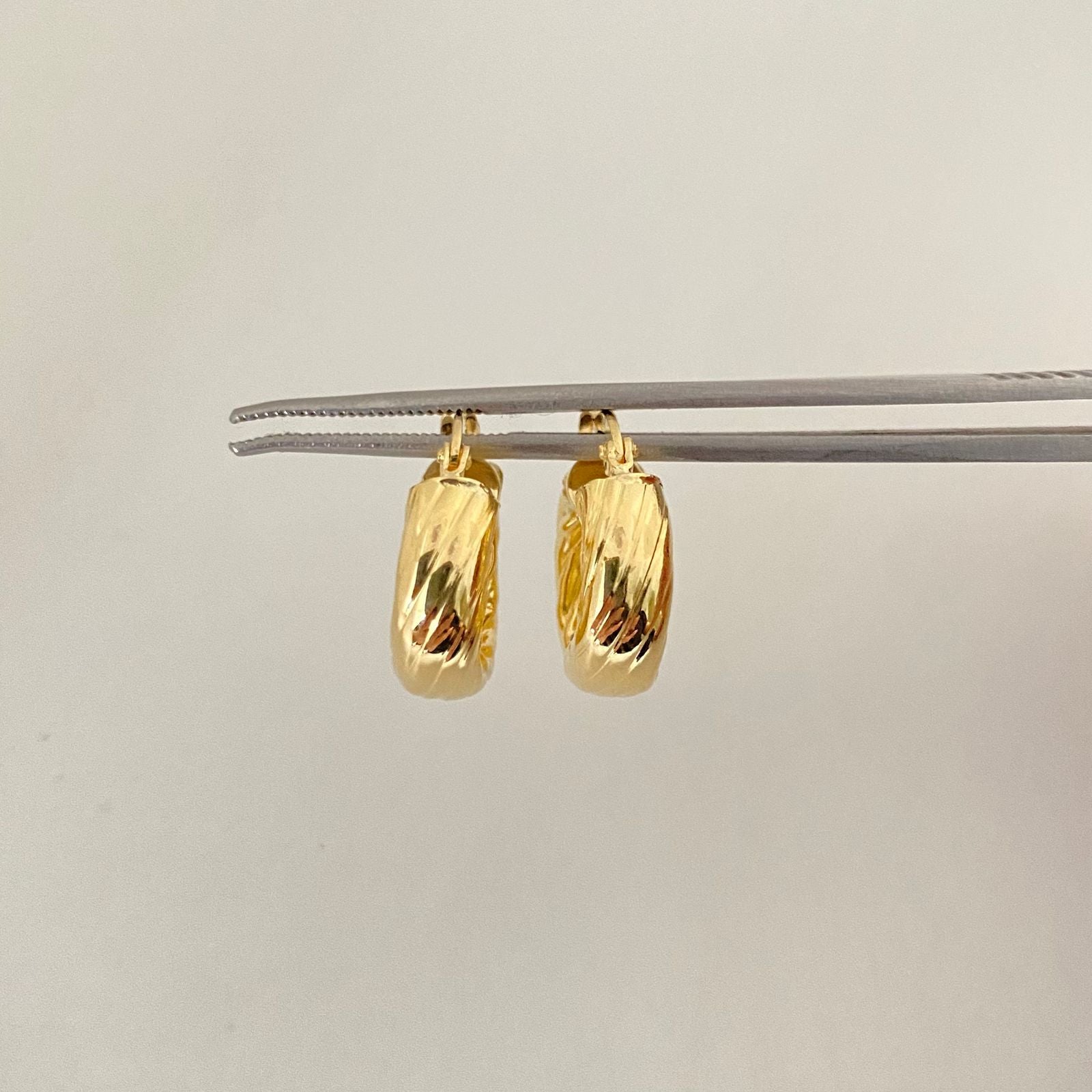 Candonga infladas entorchada Oro amarillo 18k 2,85 Gr / 1,6 Cm