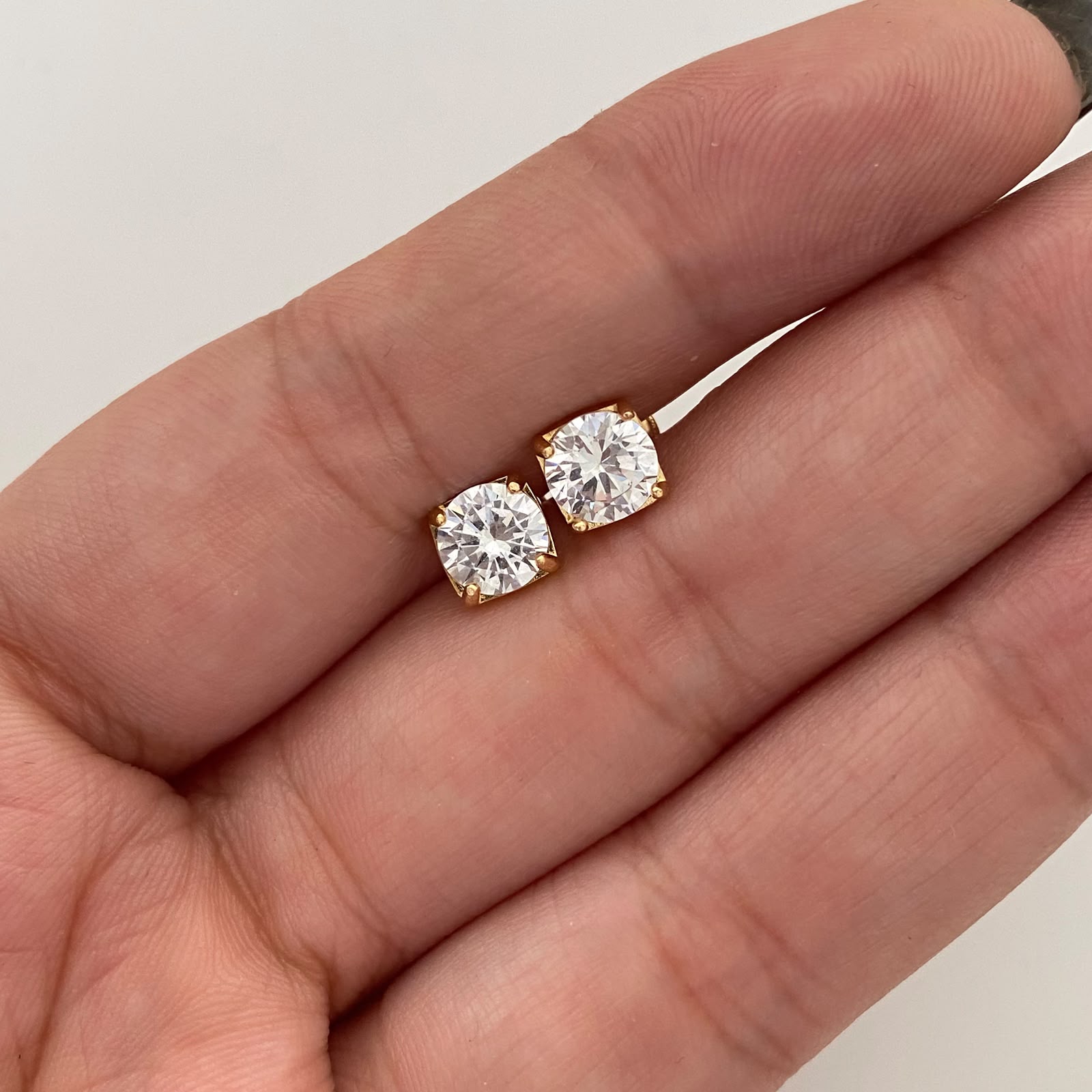 Topos Circon blanco Oro amarillo 18k 1,1 Gr / 6 mm