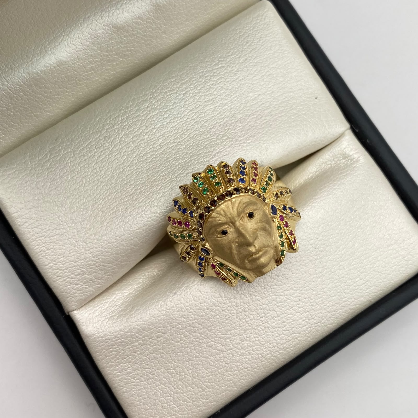 Anillo indio circones multicolor Oro amarillo 18k / Talla 10 1/2 / 6,8 Gr / 7,82 mm