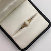Anillo solitario circones blancos Oro amarillo 18k / Talla 6 3/4 / 1,9 Gr / 1,27 mm