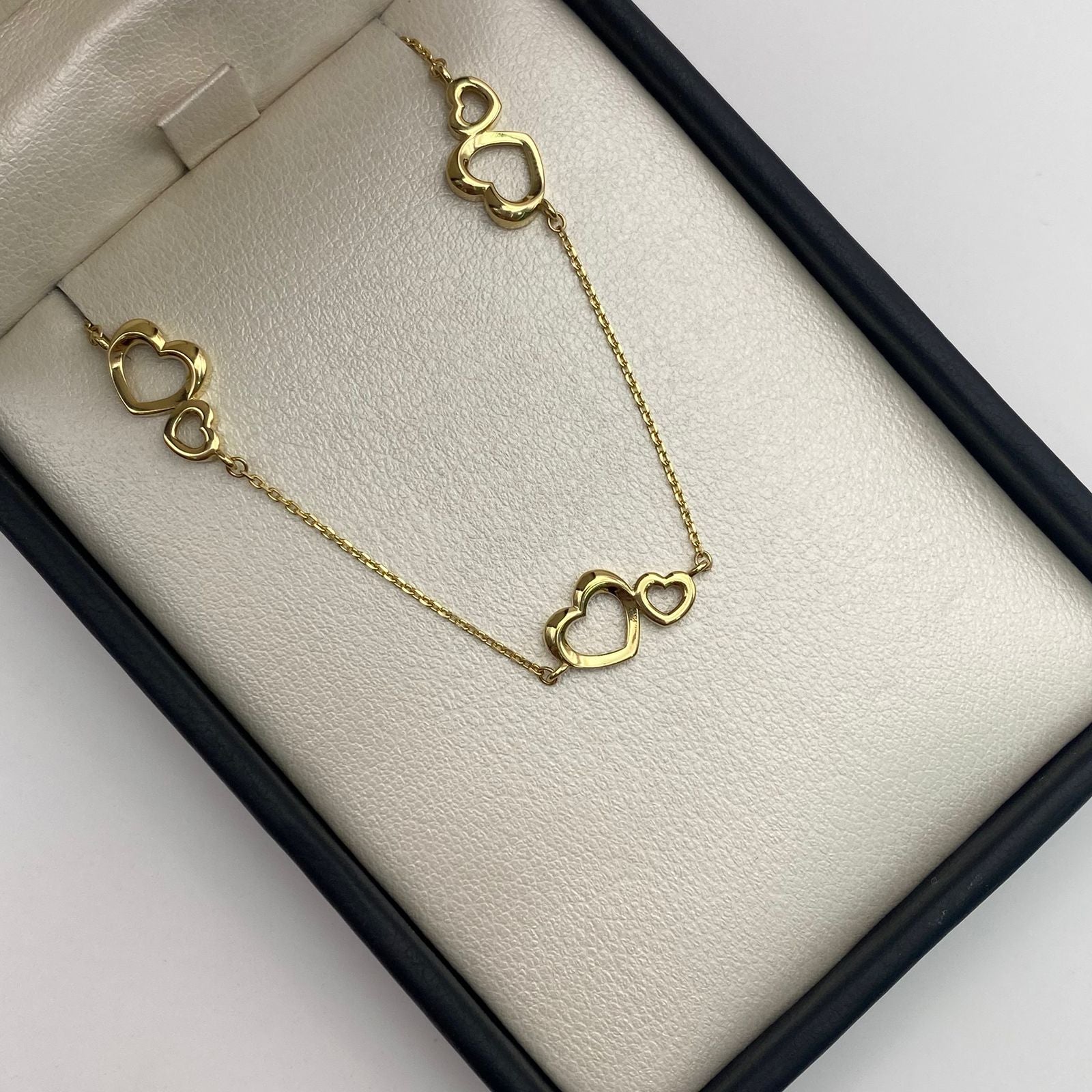 Pulso It Corazon Silueta Oro amarillo 18k 2,85 Gr / 0,6 mm / 19 Cm