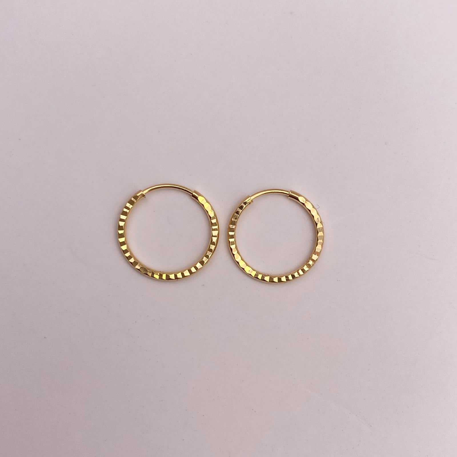 Candonga imperdible diamantada Oro amarillo 18k 0,59 Gr / 1,2 Cm